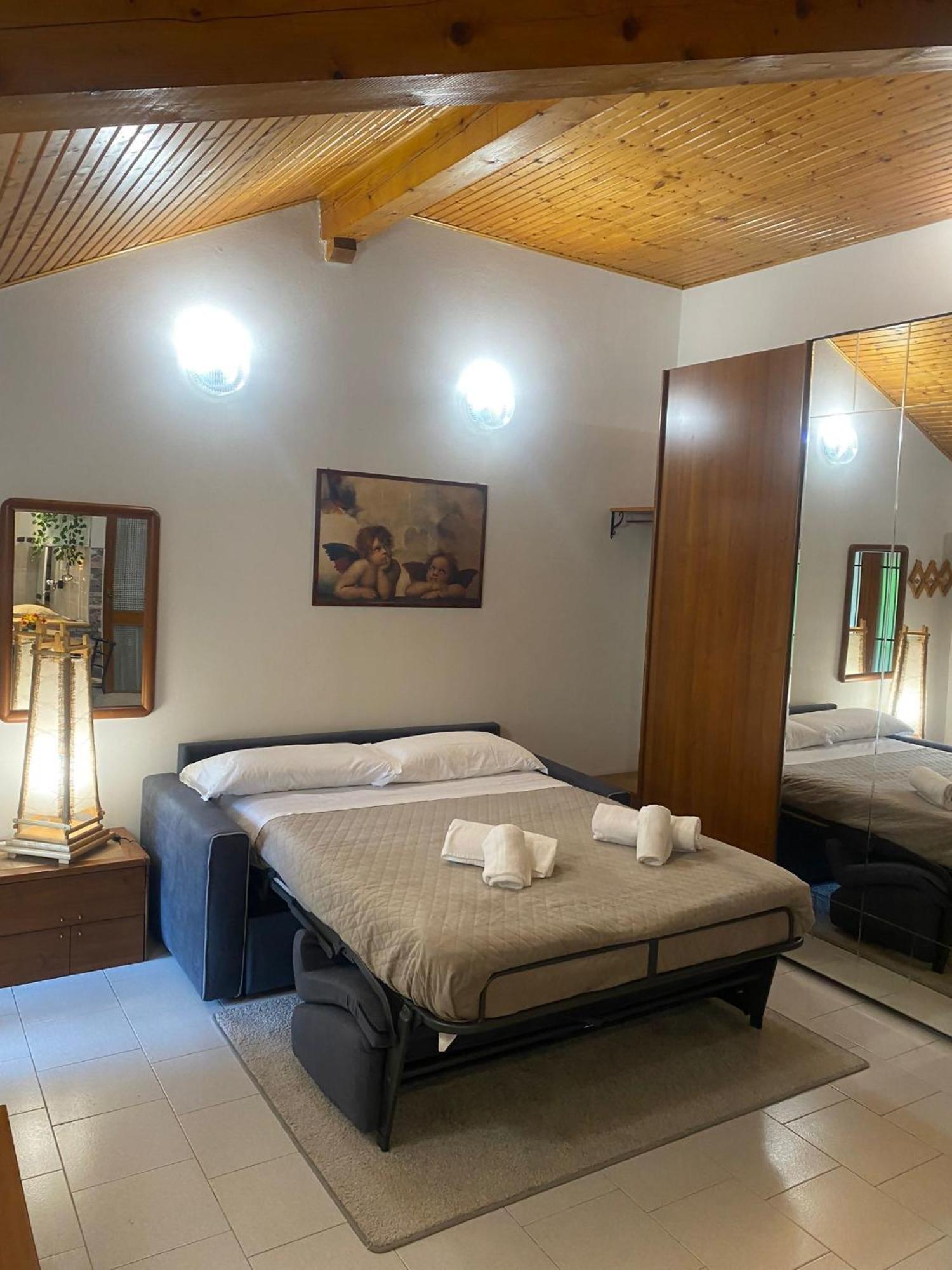 La Corte Dei Torri Loft On The Lake Oliveto Lario Εξωτερικό φωτογραφία