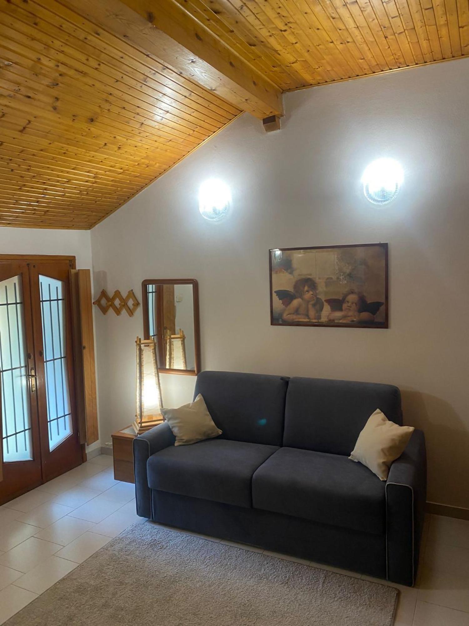 La Corte Dei Torri Loft On The Lake Oliveto Lario Εξωτερικό φωτογραφία